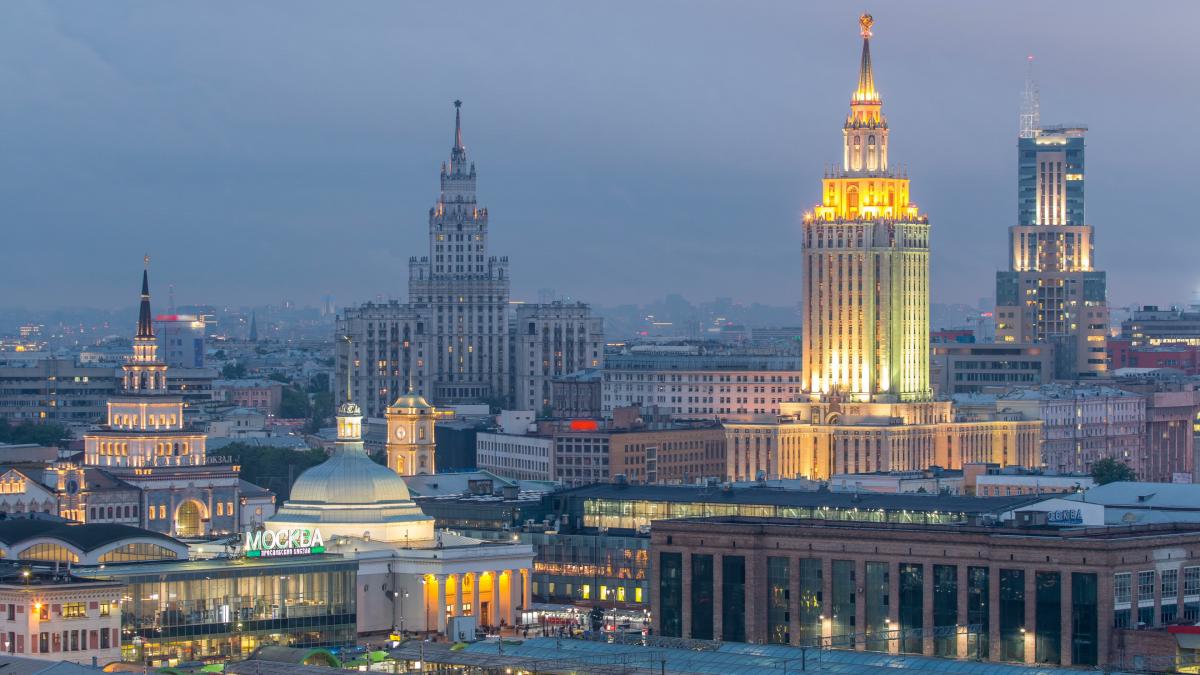 Россияне установили комплекс ПВО на крыше жилого комплекса в Москве (фото)