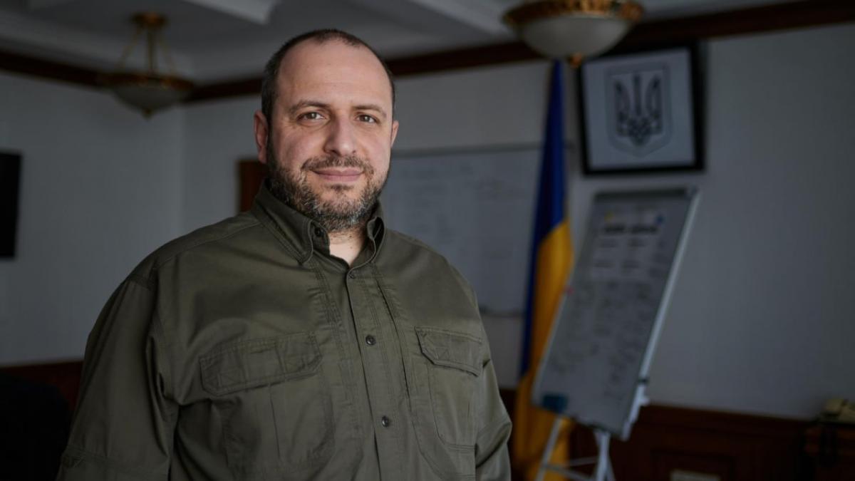 Запланирована информационная атака против министра обороны Рустема Умерова / фото Facebook / Рустем Умеров