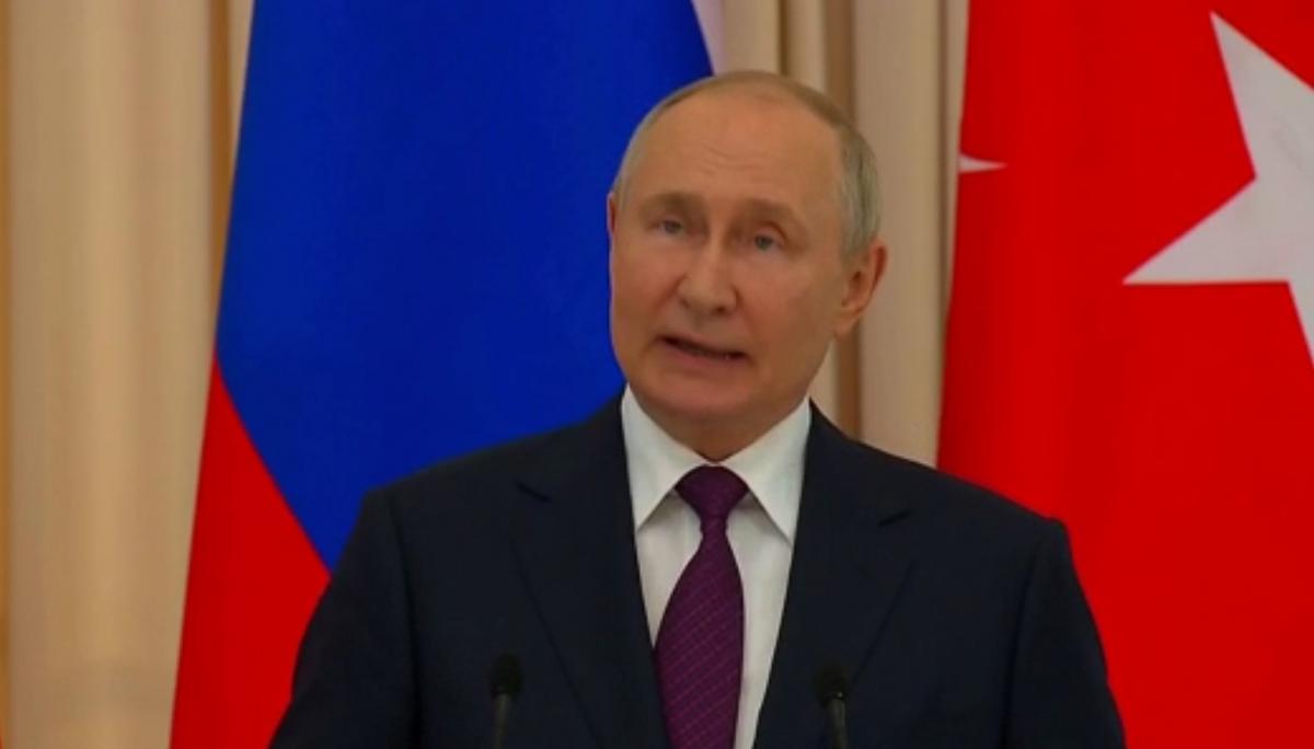 Путин остался довольным испытаниями / скриншот из видео Путин остался довольным испытаниями / скриншот из видео