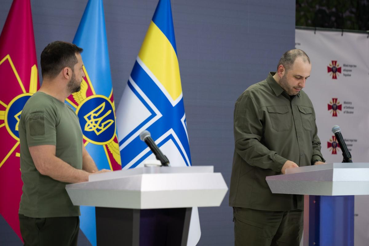 Зеленский представил нового министра обороны Украины / фото Facebook / Рустем Умеров Зеленский представил нового министра обороны Украины / фото Facebook / Рустем Умеров