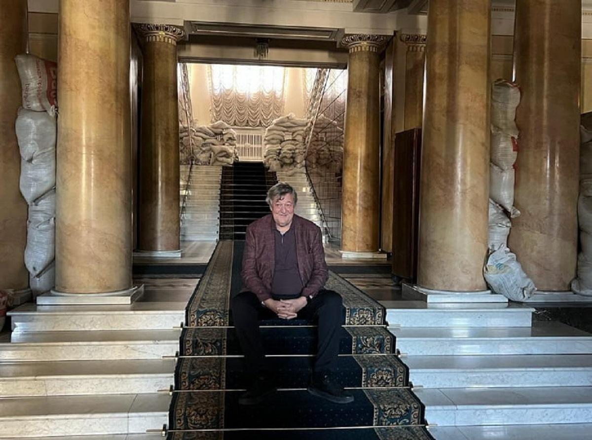 Комік позував в ОП / фото instagram Фрая