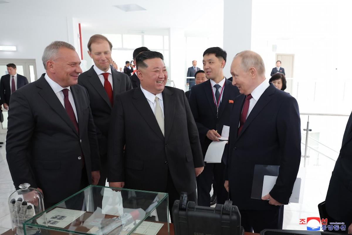 КНДР та Росія мають домовленість щодо боєприпасів / фото kcna.kp КНДР та Росія мають домовленість щодо боєприпасів / фото kcna.kp