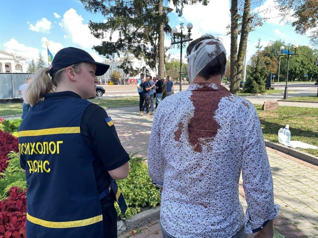 Працювати доводилося в різних ситуаціях / фото ГУ ДСНС у Чернігівській області Працювати доводилося в різних ситуаціях / фото ГУ ДСНС у Чернігівській області