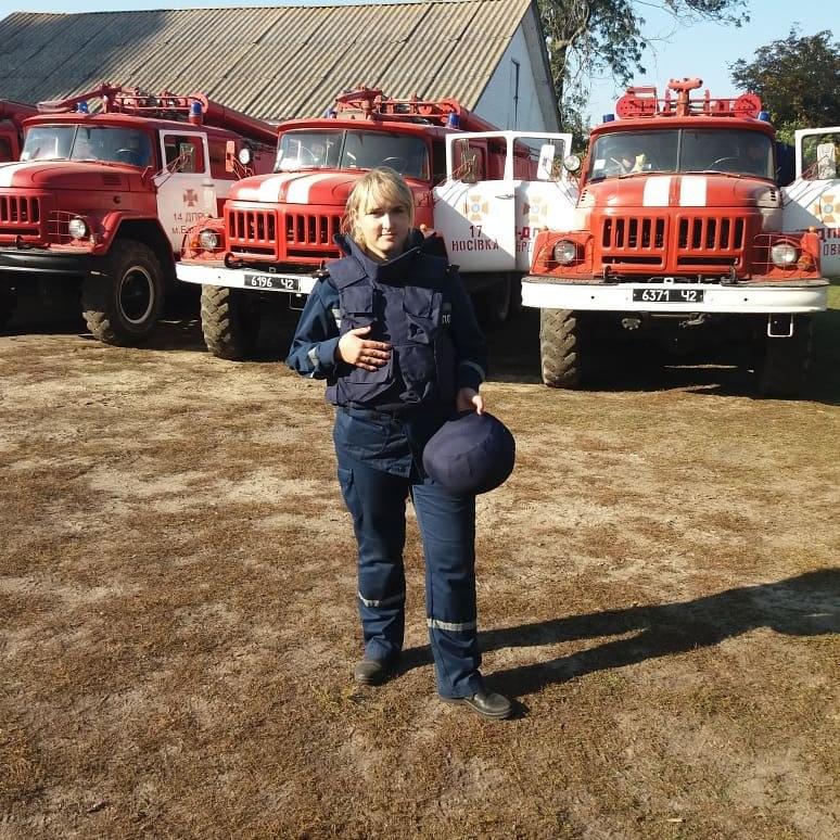 Рятувальники мають володіти навичками надання першої психологічної допомоги / фото ГУ ДСНС у Чернігівській області