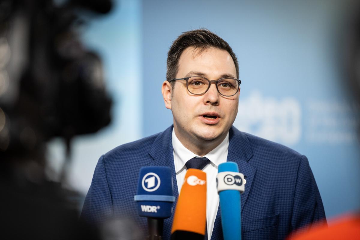 Ліпавський заявив, що потрібно активніше боротися з російським впливом / фото European Union Ліпавський заявив, що потрібно активніше боротися з російським впливом / фото European Union