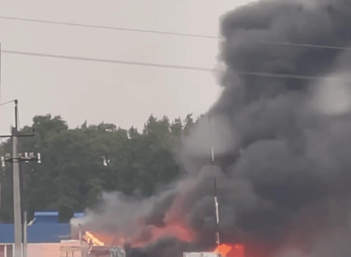 Пожежа в Ростові / фото з соцмереж Пожежа в Ростові / фото з соцмереж