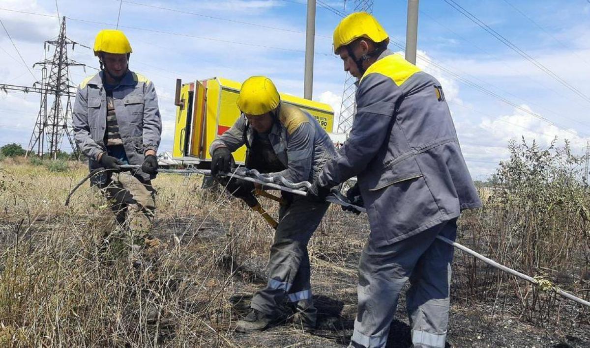 Енергетики ДТЕК відновили підстанцію в Херсоні, підтоплену внаслідок підриву окупантами Каховської ГЕС