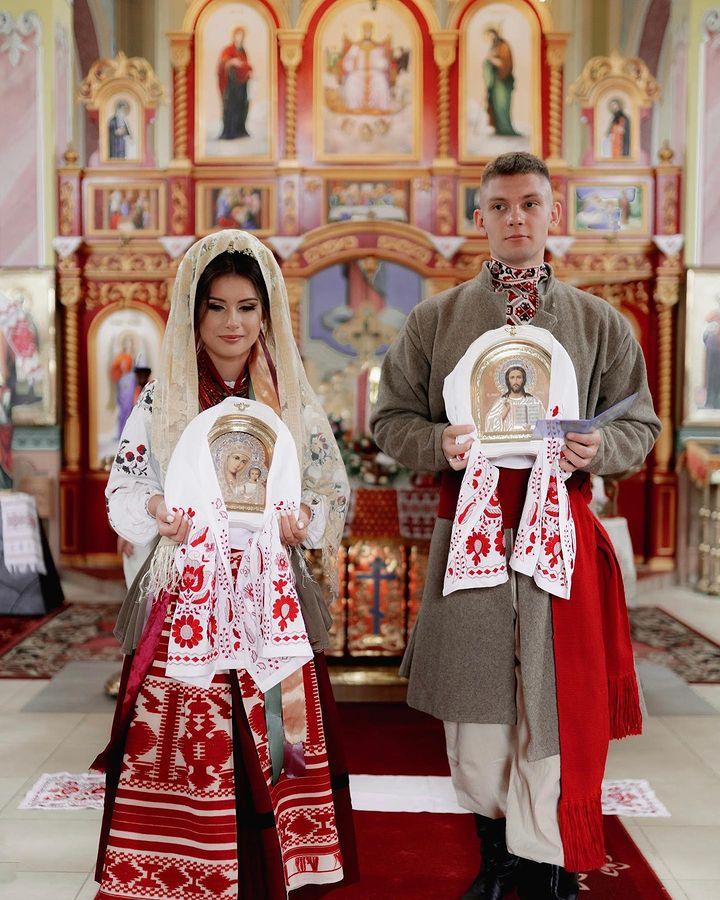 Артист одружився на своїй коханій / instagram.com/vietalduzhyk Артист одружився на своїй коханій / instagram.com/vietalduzhyk