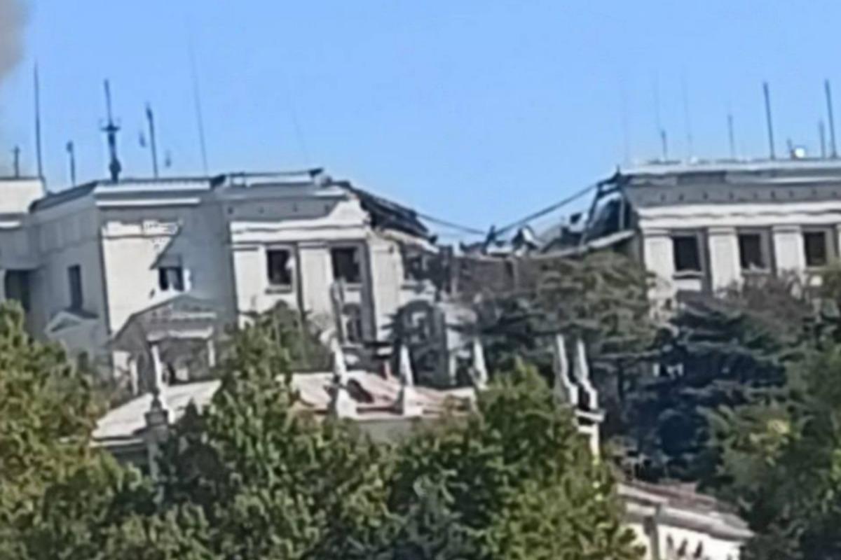 В ЗСУ офіційно підтвердили удар по штабу в Криму / t.me/ssternenko В ЗСУ офіційно підтвердили удар по штабу в Криму / t.me/ssternenko