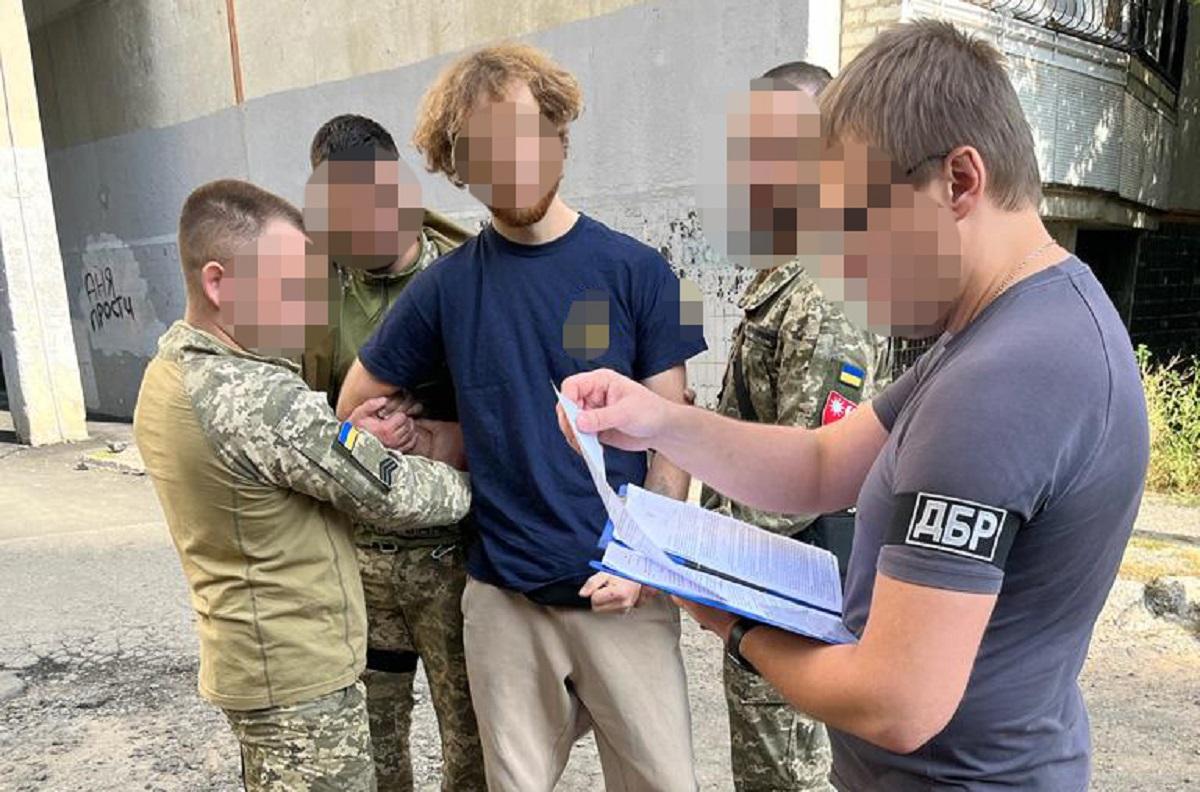 Зловмиснику загрожує до 10 років ув’язнення / фото ДБР Зловмиснику загрожує до 10 років ув’язнення / фото ДБР
