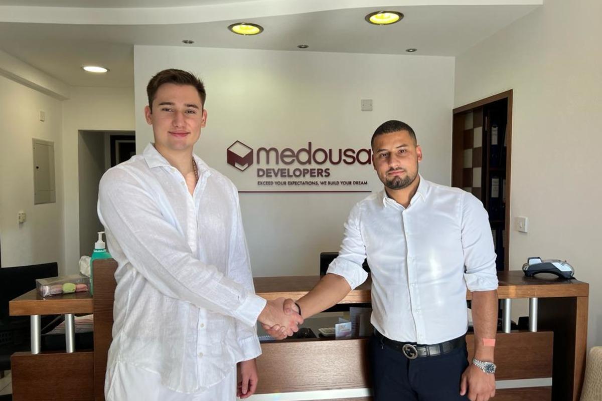 Фонд "Велич Життя" дякує кожному у світі за сотні, тисячі врятованих українських долей / фото прес-служби компанії Фонд "Велич Життя" дякує кожному у світі за сотні, тисячі врятованих українських долей / фото прес-служби компанії