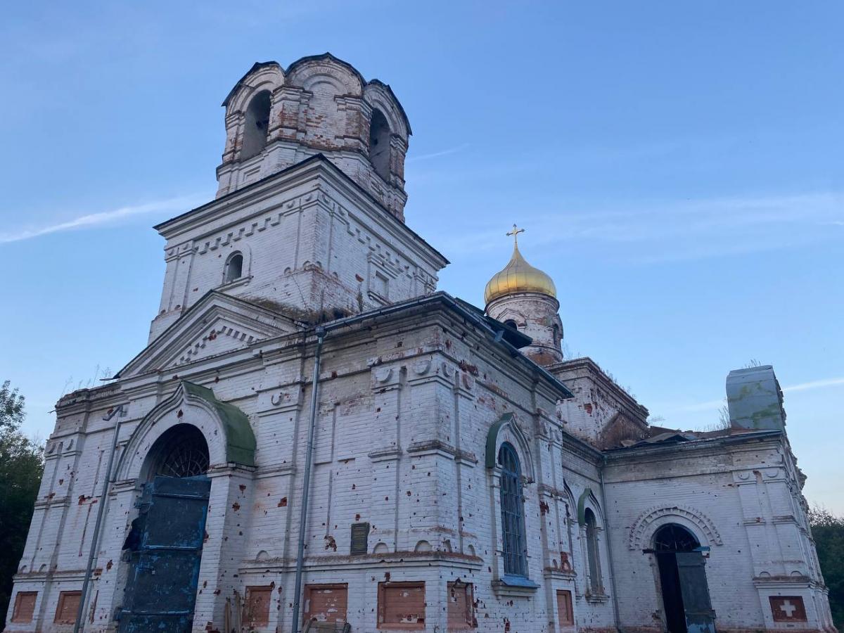 Уселі є церква, у якої немає одного купола / фото Таня Поляковська
