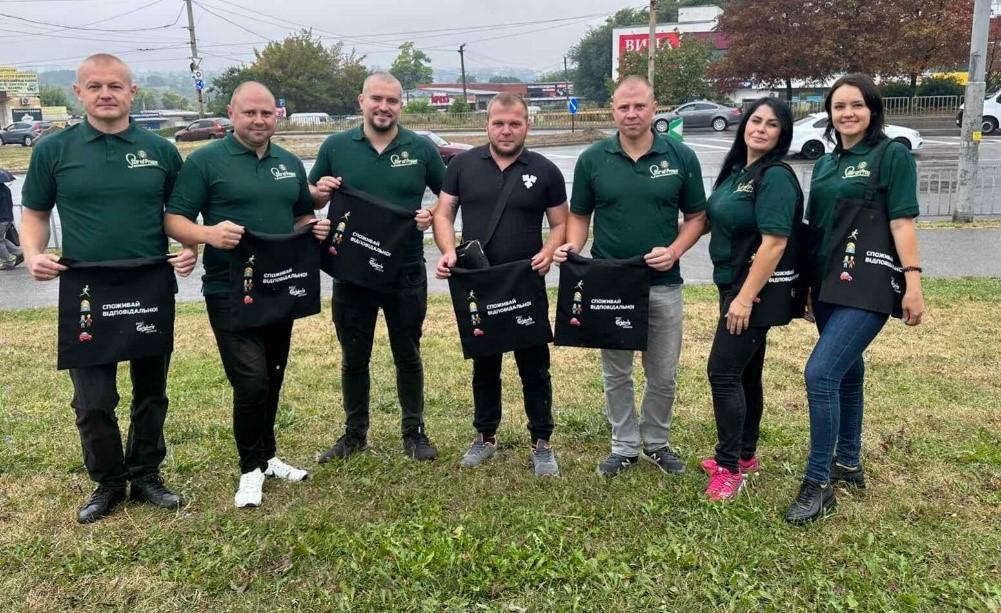 Лекції, зустрічі з партнерами та просвітницькі кампанії на АЗС: Carlsberg Ukraine вчергове закликала до відповідального споживання Лекції, зустрічі з партнерами та просвітницькі кампанії на АЗС: Carlsberg Ukraine вчергове закликала до відповідального споживання