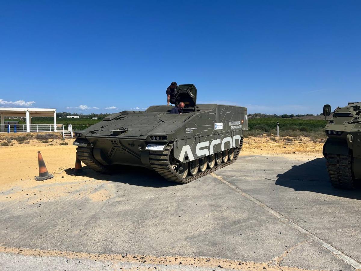 Испания планирует поставлять по 50 БМП ежегодно / фото facebook/ukrainianarmor