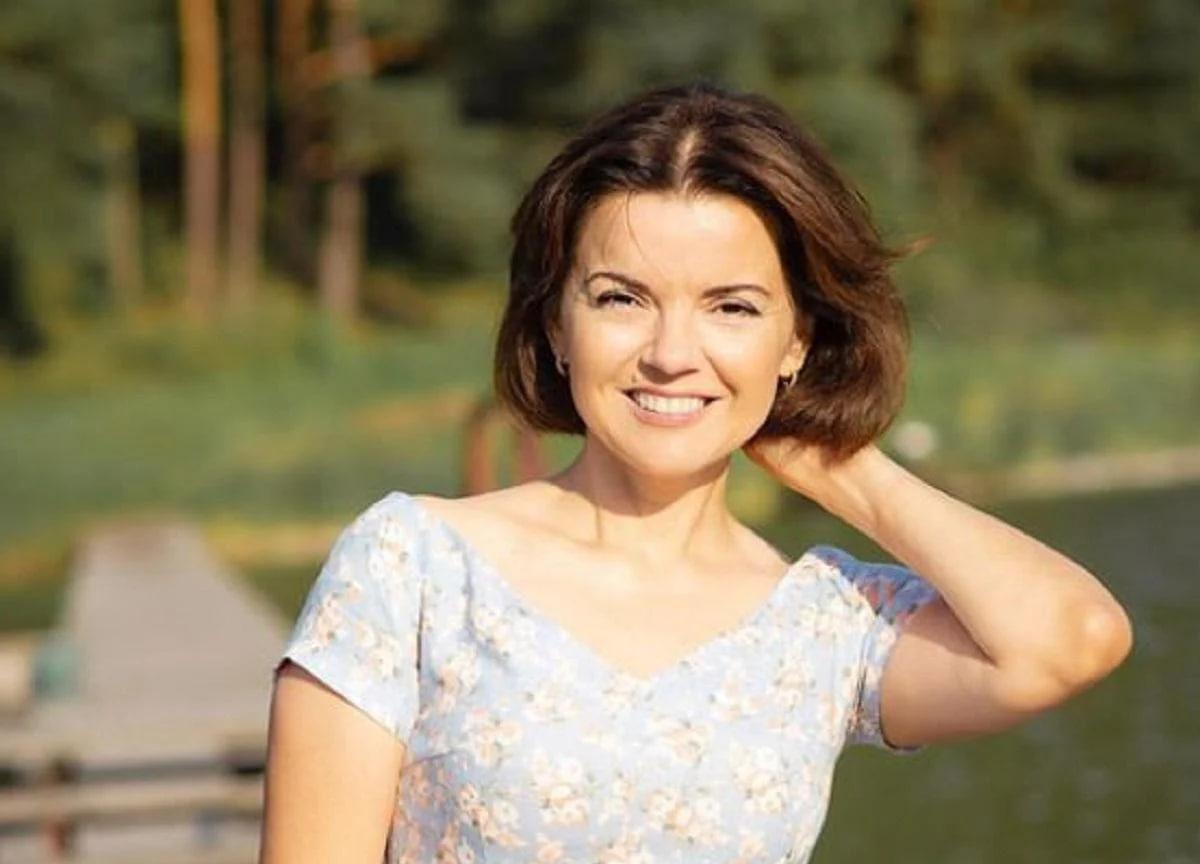 Ведуча виховує трьох дітей, яких вона народила у шлюбі з другим чоловіком / фото instagram ведучої Ведуча виховує трьох дітей, яких вона народила у шлюбі з другим чоловіком / фото instagram ведучої