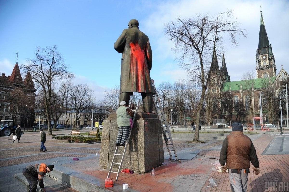 Двое исполнителей преступления получили условные сроки / фото УНИАН, Николай Тис Двое исполнителей преступления получили условные сроки / фото УНИАН, Николай Тис