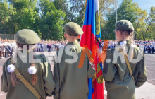 Оружие, форма и оккупанты: во что превратили 1 сентября в России (фото, видео)
