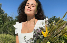 Настя Каменських переклала українською "Красное вино": мережа шаленіє (відео)