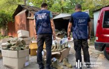 На Хмельниччині двоє військових торгували краденою амуніцією ЗСУ: що їм за це загрожує