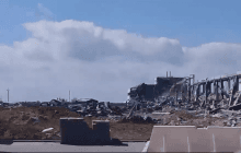 "Я не впізнаю це місто": Андрющенко показав будні в окупованому Маріуполі (відео)