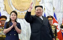 Юбилейный парад Ким Чен Ына стал сценой для тайных переговоров с Китаем, - Bloomberg