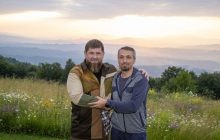 "С ним что-то случилось": появились подробности исчезновения врача, который мог отравить Кадырова