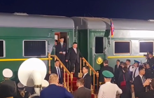 Появились новые кадры прибытия Ким Чен Ына в РФ (видео)