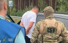 Требовали взятки за импорт товаров в Украину: на Волыни задержали двух таможенников