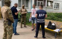"Полювали" за наркозалежними: на Харківщині викрили перевертнів у погонах