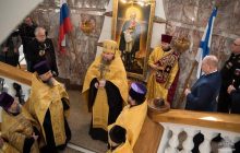 "Справжнє диво": гауляйтер Севастополя придумав "хресну ходу" після знищення штабу ЧФ РФ