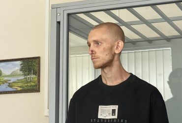 У Полтаві арештували фітнес-тренера, який ображав та плював у військових