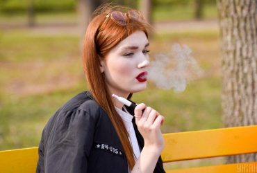 Во Франции готовятся запретить курить одноразовые электронные сигареты