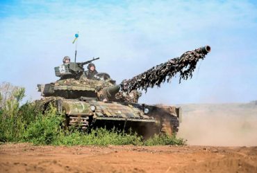 На одному з напрямків ЗСУ ліквідували понад 300 росіян та чимало ворожої техніки