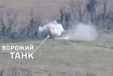 ЗСУ потужно рознесли російський танк (відео)
