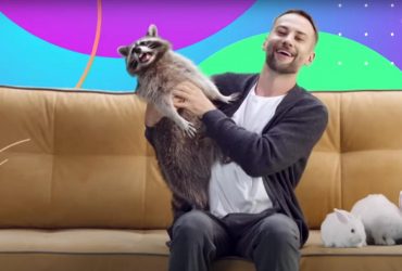 Звезда Рассмеши комика снял в Мариуполе развлекательное шоу