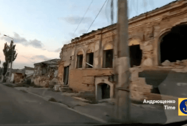 Місто, яке колись було Маріуполем: радник мера показав моторошні кадри (відео)