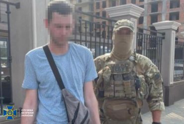 Хотів зламати телефон військової: в Одесі затримали російського інформатора
