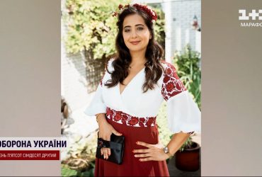 Українська сукня - для аудієнції в короля: виріб вишивають одразу 10 майстринь