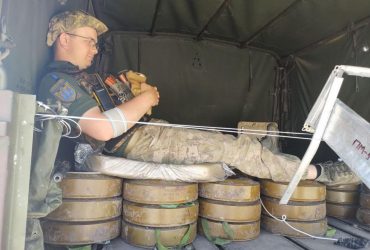 Минные поля, ловушки, растяжки и обстрелы: как военные саперы работают на фронте с невидимым врагом