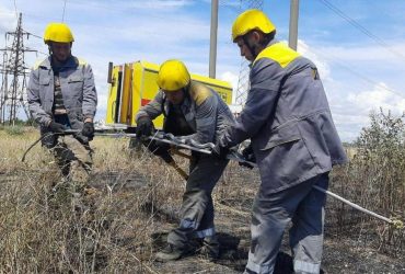 Энергетики ДТЭК восстановили подстанцию в Херсоне, подтопленную в результате подрыва оккупантами Каховской ГЭС