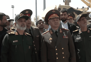 Шойгу в Тегеране полюбовался иранскими дронами и ракетами