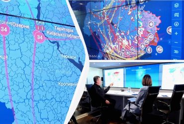 Данилов показал закрытую систему мониторинга ситуации и карту наступления россиян в первые дни вторжения