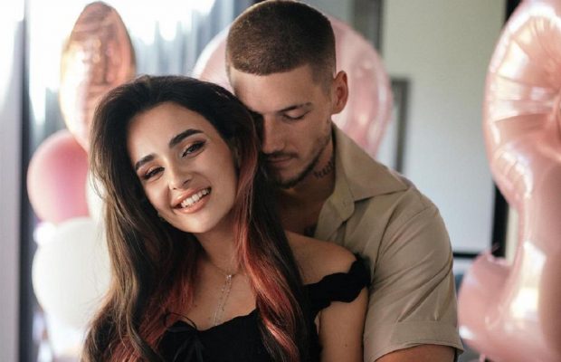 Чоловік Трінчер "пускав бісики" іншій: блогерка влаштувала "сцену ревнощів" (відео)