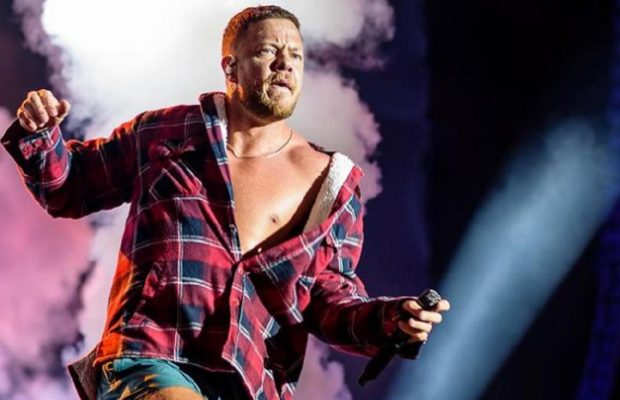 Скандал на концерті Imagine Dragons: жінці не дали розгорнути прапор України (відео)