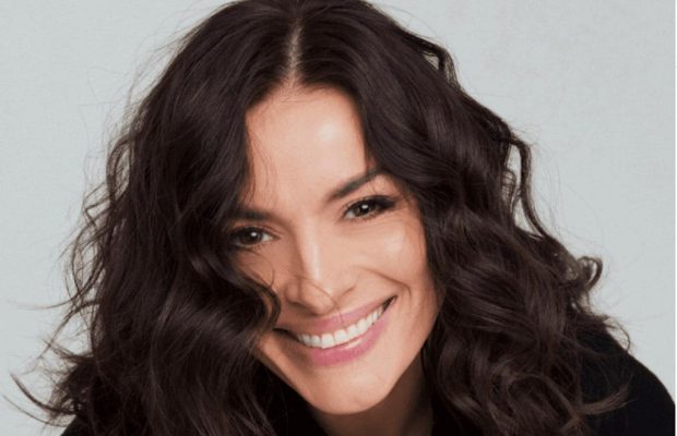 Надія Мейхер "підчистила" соцмережі на тлі чуток про "втечу" до РФ (фото)