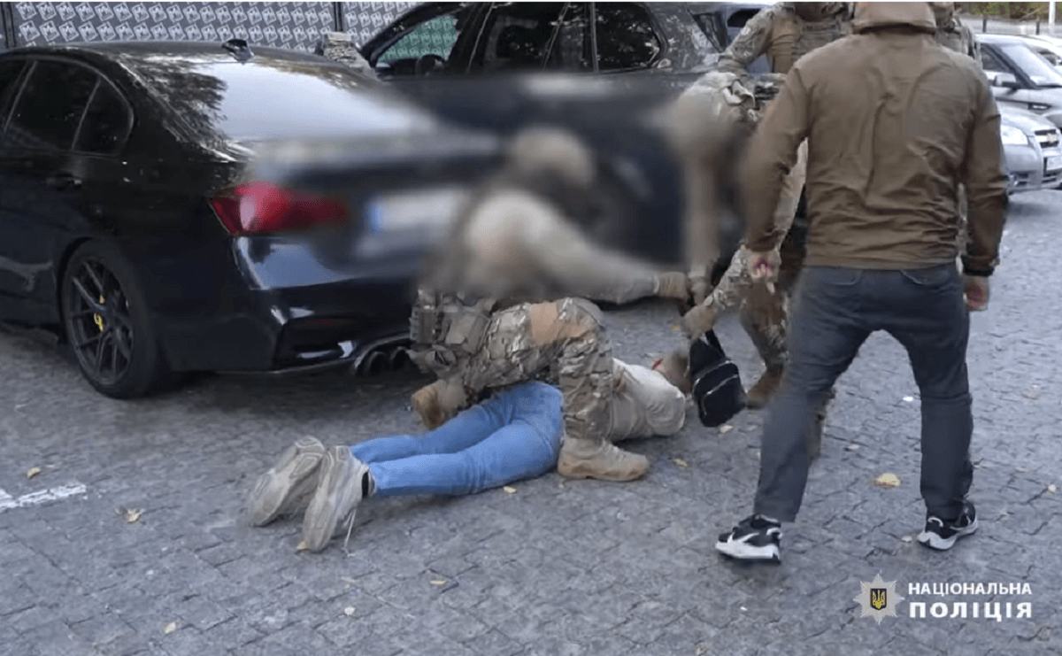 В Одессе задержали заказчика убийства столичного коммерсанта / скриншот с видео В Одессе задержали заказчика убийства столичного коммерсанта / скриншот с видео