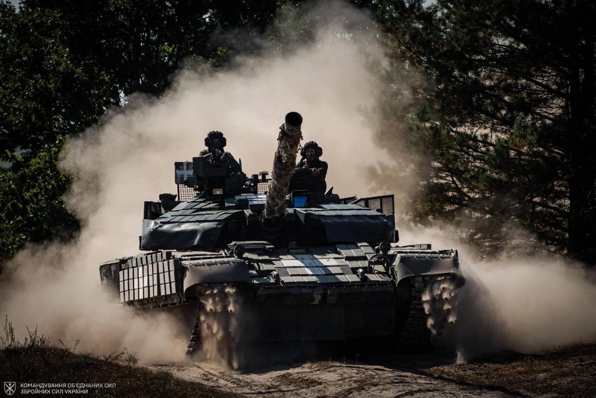 Загальні втрати ворога у живій силі по всій операційній зоні "ОСУВ "Таврія" склали 431 особу за добу / фото ілюстративне Командування об'єднаних сил ЗСУ Загальні втрати ворога у живій силі по всій операційній зоні "ОСУВ "Таврія" склали 431 особу за добу / фото ілюстративне Командування об'єднаних сил ЗСУ