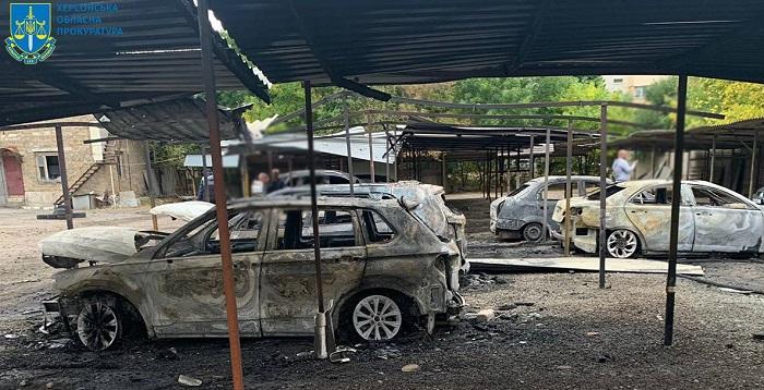 Жахлива ніч на Херсонщині: через російські удари травмовано 11 людей, серед яких немовля (фото) Жахлива ніч на Херсонщині: через російські удари травмовано 11 людей, серед яких немовля (фото)