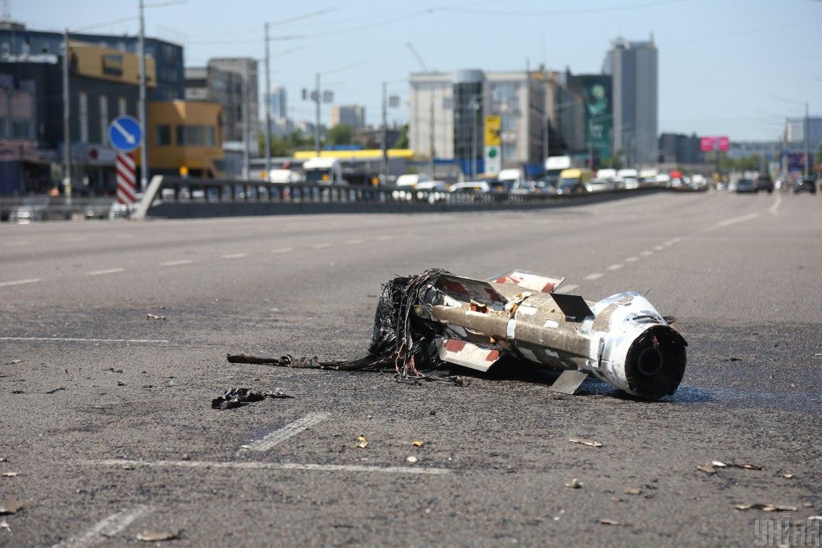 В ряде районов зафиксировали падение обломков ракет / фото УНИАН В ряде районов зафиксировали падение обломков ракет / фото УНИАН