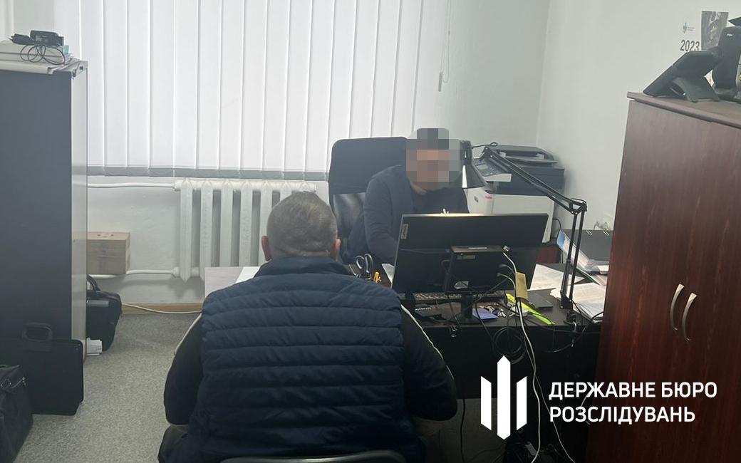 ГБР вручило подозрения по делу об избиении в военкомате Тернополя / ГБР ГБР вручило подозрения по делу об избиении в военкомате Тернополя / ГБР